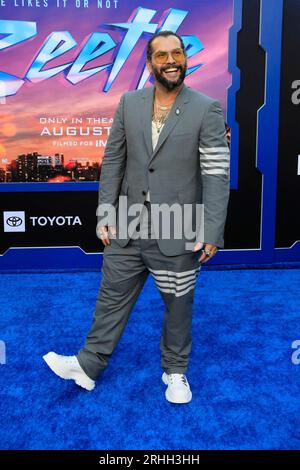 Los Angeles, USA. August 2023. LOS ANGELES - 15. August: Angel Manuel Soto im Blue Beetle Los Angeles Premiere im TCL Chinese Theater IMAX am 15. August 2023 in Los Angeles, CA (Foto: Katrina Jordan/SIPA USA) Credit: SIPA USA/Alamy Live News Stockfoto