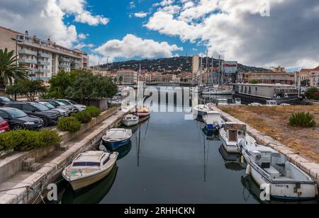 Canal de la Peyrade, vom Quai d'Orient in Sète, Occitanie, Frankreich Stockfoto