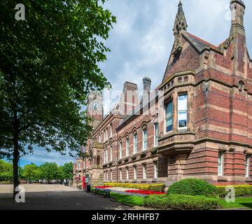 Das Rathaus von St. Helens wurde von Henry Summer of Liverpool entworfen und 1876 fertiggestellt. Stockfoto