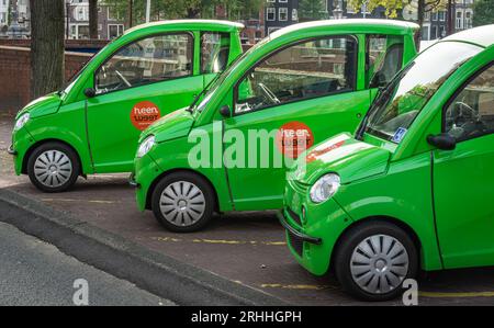 Amsterdam, Niederlande, 16.08.2023, niederländische Fahrzeuge Canta Premium, die als auf der Straße geparkte Mobilitätshilfen eingestuft sind Stockfoto