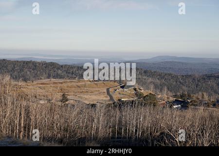 Cabramurra, New South Wales, Australien 17. August 2023, das Dorf Cabramurra wurde 2020 durch Buschfeuer zerstört, Cabramurra beherbergte die Mitarbeiter der Wasserkraftwerke Tumut 1 und Tumut 2 Credit PjHickox/Alamy Live News Stockfoto