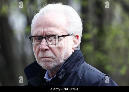 Oswiecim, Polen. April 2023. Der amerikanische Journalist Wolf Isaac Blitzer im März der Lebenden im ehemaligen Nazi-deutschen Todeslager Auschwitz-Birkenau Stockfoto