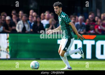 Rotterdam, Niederlande. August 2023. ROTTERDAM, NIEDERLANDE - 13. AUGUST: Oguzhan Ozyakup von Fortuna Sittard während des niederländischen Eredivisie-Spiels zwischen Feyenoord und Fortuna Sittard im Stadion Feijenoord am 13. August 2023 in Rotterdam, Niederlande. (Foto von Orange Pictures) Kredit: Orange Pics BV/Alamy Live News Stockfoto