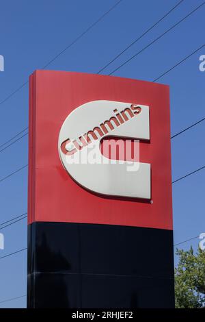 Indianapolis – 16. August 2023: Cummins Vertriebs- und Servicezentrum. Cummins ist ein Hersteller von Industriemotoren und Stromerzeugungsanlagen. Stockfoto