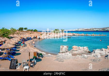 Colymbithres Beach, einer der berühmtesten Strände der Insel Paros. Kykladen, Griechenland. Stockfoto