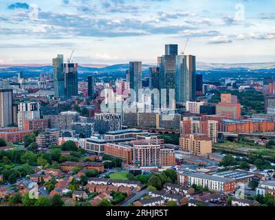 Luftaufnahme der Skyline von Manchester von den Salford Quays Stockfoto