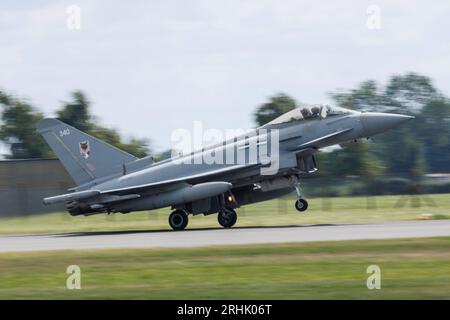 RAF Typhoon Jet im aktiven Einsatz bei RAF Conningsby in Lincolnshire, England, August 2023 Stockfoto