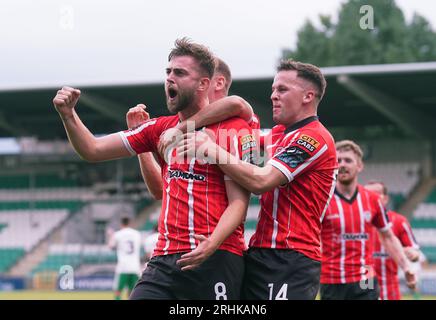 William Patching von Derry City (links) feiert das Tor vom Elfmeterpunkt für das erste Tor seiner Mannschaft im dritten Qualifikationsspiel der UEFA Europa Conference League in Tallaght Stadum, Dublin. Bilddatum: Donnerstag, 17. August 2023. Stockfoto