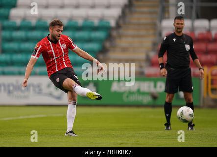 William Patching von Derry City erzielt beim dritten Qualifikationsspiel der UEFA Europa Conference League in Tallaght Stadum, Dublin, das erste Tor seiner Mannschaft. Bilddatum: Donnerstag, 17. August 2023. Stockfoto