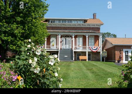 DeKalb, Illinois, USA - 15. August 2023 - The Glidden House and Homestead. Heimat der Frühentwicklung des Stacheldrahtes Stockfoto