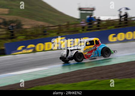 JLM – Legends Racing Knockhill Samstagmorgen Training und Rennen 1 Stockfoto