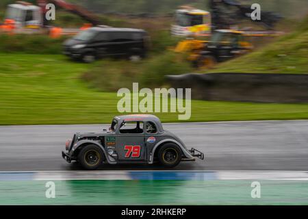 JLM – Legends Racing Knockhill Samstagmorgen Training und Rennen 1 Stockfoto