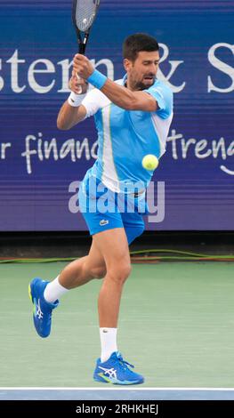 16. August 2023: Novak Djokovic (SRB) besiegte Alejandro Davidovich Fokina (ESP) mit 6:4, 6-0 (RET) bei den Western & Southern Open, die im Lindner Family Tennis Center in Mason, Ohio/USA gespielt wurden © Leslie Billman/Tennisclix/Cal Sport Media Stockfoto