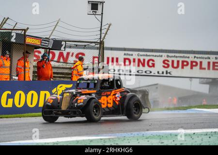 JLM – Legends Racing Knockhill Samstagmorgen Training und Rennen 1 Stockfoto