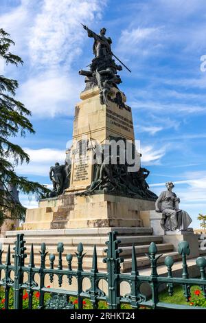 Segovia, Spanien, 03.10.21. Das Denkmal für Daoiz und Velarde von Aniceto Marinas, ein Denkmal für zwei spanische Artillerieoffiziere. Stockfoto