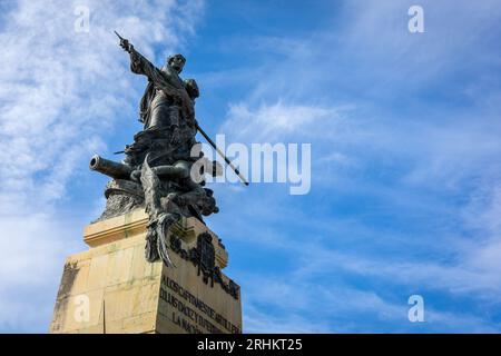 Segovia, Spanien, 03.10.21. Das Denkmal für Daoiz und Velarde von Aniceto Marinas, ein Denkmal für zwei spanische Artillerieoffiziere. Stockfoto