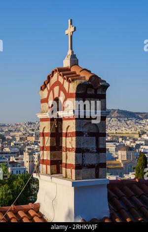 Athen, GR - 29. Juli 2023: Heilige Kirche des Heiligen Simon der Anapheaner Stockfoto