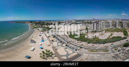 Wunderschönes hochauflösendes Panorama-Drohnenbild der Stadt Akkon Israel im Sommer Stockfoto