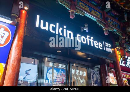 Taiyuan Shanxi China-Juli 29 2023: Luckin-Kaffee in Taiyuan. Stockfoto