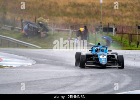 BTCC FP1 und FP2 während der British Touring Car Championship auf der Knockhill Racing Circuit, Dunfermline, Schottland am 12. August 2023. Foto von Chris Willia Stockfoto