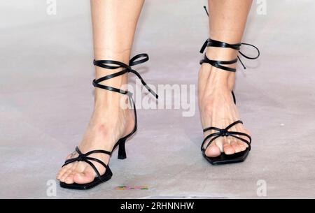 Seoul, Südkorea. August 2023. Südkoreanisches Model Lee Hyun-yi, Fototermin für die Eröffnung des Bao Bao Issey Miyake „Bao Bao Voice“-Pop-up-Stores in Seoul, Südkorea am 18. August 2023. (Foto: Lee Young-ho/SIPA USA) Credit: SIPA USA/Alamy Live News Stockfoto