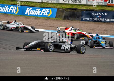 Formel 4 Knockhill Sonntag Deagen FAIRCLOUGH JHR Entwicklungen Stockfoto