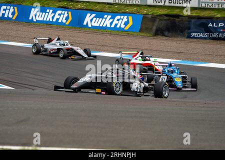 Formel 4 Knockhill Sonntag Deagen FAIRCLOUGH JHR Entwicklungen Stockfoto