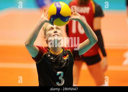 Düsseldorf, Deutschland. Aug. 2023. firo: 17.08.2023 Volleyball Euro 2023 Frauen EUROPAMEISTERSCHAFT GRIECHENLAND - DEUTSCHLAND 0:3 Annie Cesar, GER/dpa/Alamy Live News Stockfoto