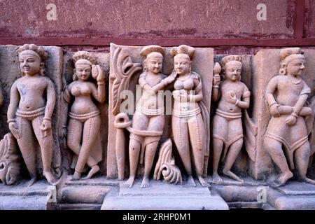 Indien, Bundesstaat Rajasthan, Osiyan (oder Osian), kleine Stadt vor den Toren der Thar-Wüste, der Jain Mahavira-Tempel, der im 8. Jahrhundert gegründet wurde Stockfoto