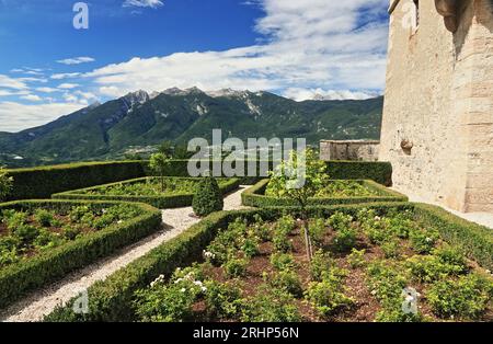 Schloss Thun im Val di Non, Trentino Südtirol, Norditalien Stockfoto