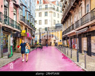 Pink Street, Rua Cor de Rosa, beliebtes Viertel Cais do Sodre Lissabon, Portugal, Europa Stockfoto