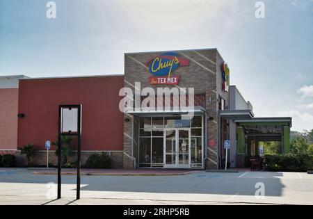 Houston, Texas, USA 07-30-2023: Die edle Fassade von Chuy Tex Mex in Houston, TX. Die mexikanische Restaurantkette wurde 1982 gegründet. Stockfoto