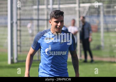 Sankt Petersburg, Russland. August 2023. Gustavo Mantuan (31), ein Fußballspieler des Zenit Football Club bei einer medienoffenen Trainingseinheit in Sankt Petersburg, vor dem Spiel der 5. Runde der russischen Premier League, Spartak Moskau - Zenit Sankt Petersburg. Quelle: SOPA Images Limited/Alamy Live News Stockfoto