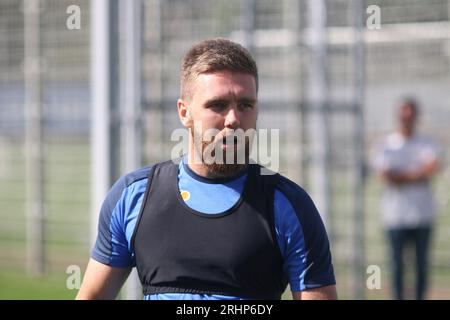 Sankt Petersburg, Russland. August 2023. Ivan Sergeev (33), ein Fußballspieler des Fußballclubs Zenit bei einer medienoffenen Trainingseinheit in Sankt Petersburg, vor dem Spiel der 5. Runde der russischen Premier League, Spartak Moskau - Zenit Sankt Petersburg. Quelle: SOPA Images Limited/Alamy Live News Stockfoto