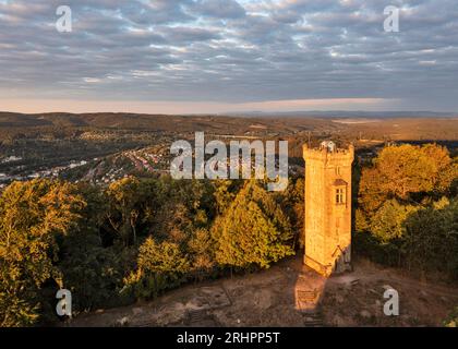 Deutschland, Thüringen, Suhl, Dombergturm, Wald, Berg, Wald, Übersicht, Morgenlicht, Luftbild Stockfoto