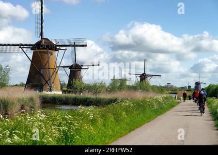 Windmühlen in Kinderdijk, Kinderdijk, Benelux, Benelux-Länder, Südholland, Zuid-Holland, Niederlande Stockfoto