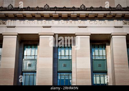 Die Vorderseite des Tennessee Supreme Court Building in der Innenstadt von Nashville, Tennessee. Stockfoto