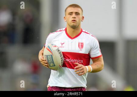 St. Helens, Großbritannien. August 2023. Mikey Lewis #20 von Hull KR erwärmt sich vor dem 22. Spiel der Betfred Super League gegen Hull KR im Totally Wicked Stadium, St Helens, Großbritannien, 18. August 2023 (Foto: Steve Flynn/News Images) in St Helens, Großbritannien am 18. August 2023. (Foto von Steve Flynn/News Images/SIPA USA) Credit: SIPA USA/Alamy Live News Stockfoto