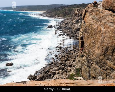 Kletterer auf den Wilyabrup Cliffs, Cape to Cape Track, Leeuwin-Naturaliste National Park, Western Australia Stockfoto