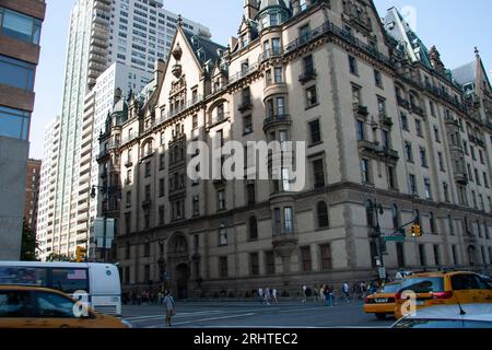 Das Dakota-Gebäude, in dem John Lennon am 8. Dezember 1980 ermordet wurde, Upper West Side Manhattan New York City 2009 Stockfoto