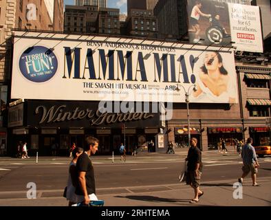 Winter Garden Theater Mit „Mamma Mia!“ Midtown Manhattan West New York City 2009 Stockfoto