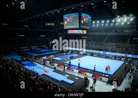 09. Juli 2023, Nordrhein-Westfalen, Düsseldorf: Gymnastik: Apparateturnen, PSD Bank Dome, Deutsche Meisterschaften, Entscheidung Single - Apparatentitel - Männer: Überblick über den PSD Bank Dome. Foto: Tom Weller/dpa Stockfoto