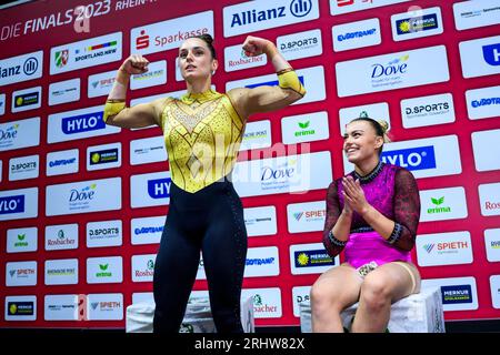 Düsseldorf, Deutschland. Juli 2023. Gymnastik: Apparatentgymnastik, PSD Bank Dome, Deutsche Meisterschaften, Entscheid-Single - Apparatentialfinale - Frauen: Pauline Schäfer-Betz jubelt. Quelle: Tom Weller/dpa/Alamy Live News Stockfoto