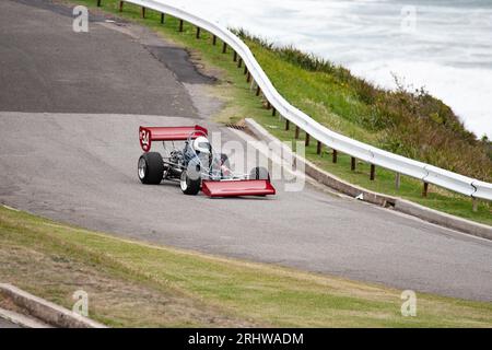 Club Level Open-Wheel-Rennwagen, der bei einem Bergrennen in Newcastle, New South Wales, antritt Stockfoto