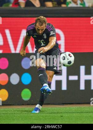 Bremen, Deutschland. August 2023. Harry Kane, FCB 9 im Spiel SV WERDER BREMEN - FC BAYERN MÜNCHEN am 18. August 2023 in Bremen. Saison 2023/2024, 1.Bundesliga, FCB, München, Spieltag 1, 1.Spieltag © Peter Schatz / Alamy Live News - DFL-VORSCHRIFTEN VERBIETEN DIE VERWENDUNG VON FOTOS als BILDSEQUENZEN und/oder QUASI-VIDEO - Credit: Peter Schatz/Alamy Live News Stockfoto