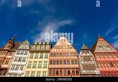 Malerischer Blick auf die Gebäude am Römerberger Altstädter Ring in Frankfurt am Main, Deutschland Stockfoto