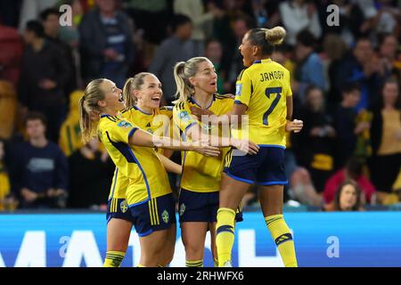 Brisbane, Australien. August 2023. Brisbane, Australien, 19. August 2023: Spieler Schwedens feiern den Gewinn des Playoff-Fußballspiels der FIFA Frauen-Weltmeisterschaft 2023 auf dem dritten Platz zwischen Schweden und Australien im Brisbane Stadium in Brisbane, Australien. (James Whitehead/SPP) Credit: SPP Sport Press Photo. Alamy Live News Stockfoto