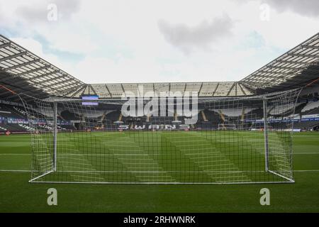 Swansea, Großbritannien. August 2023. Allgemeine Ansicht des Stadions Swansea.com, das Sky Bet Championship Match Swansea City vs Coventry City at Swansea.com Stadium, Swansea, Vereinigtes Königreich, 19. August 2023 (Foto: Mike Jones/News Images) in Swansea, Vereinigtes Königreich am 19. August 2023. (Foto: Mike Jones/News Images/SIPA USA) Credit: SIPA USA/Alamy Live News Stockfoto