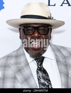 Beverly Hills, Vereinigte Staaten. August 2023. BEVERLY HILLS, LOS ANGELES, KALIFORNIEN, USA - 18. AUGUST: Der US-amerikanische Stand-up-Comedian und Schauspieler Cedric the Entertainer kommt bei der 23. Jährlichen Gala der Harold and Carole Pump Foundation im Beverly Hilton Hotel am 18. August 2023 in Beverly Hills, Los Angeles, Kalifornien, USA an. (Foto: Xavier Collin/Image Press Agency) Credit: Image Press Agency/Alamy Live News Stockfoto