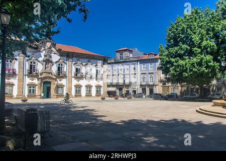 In Braga, Portugal, am 07.17.2023, Câmara Municipal, Werk des Architekten André Soares. Stockfoto